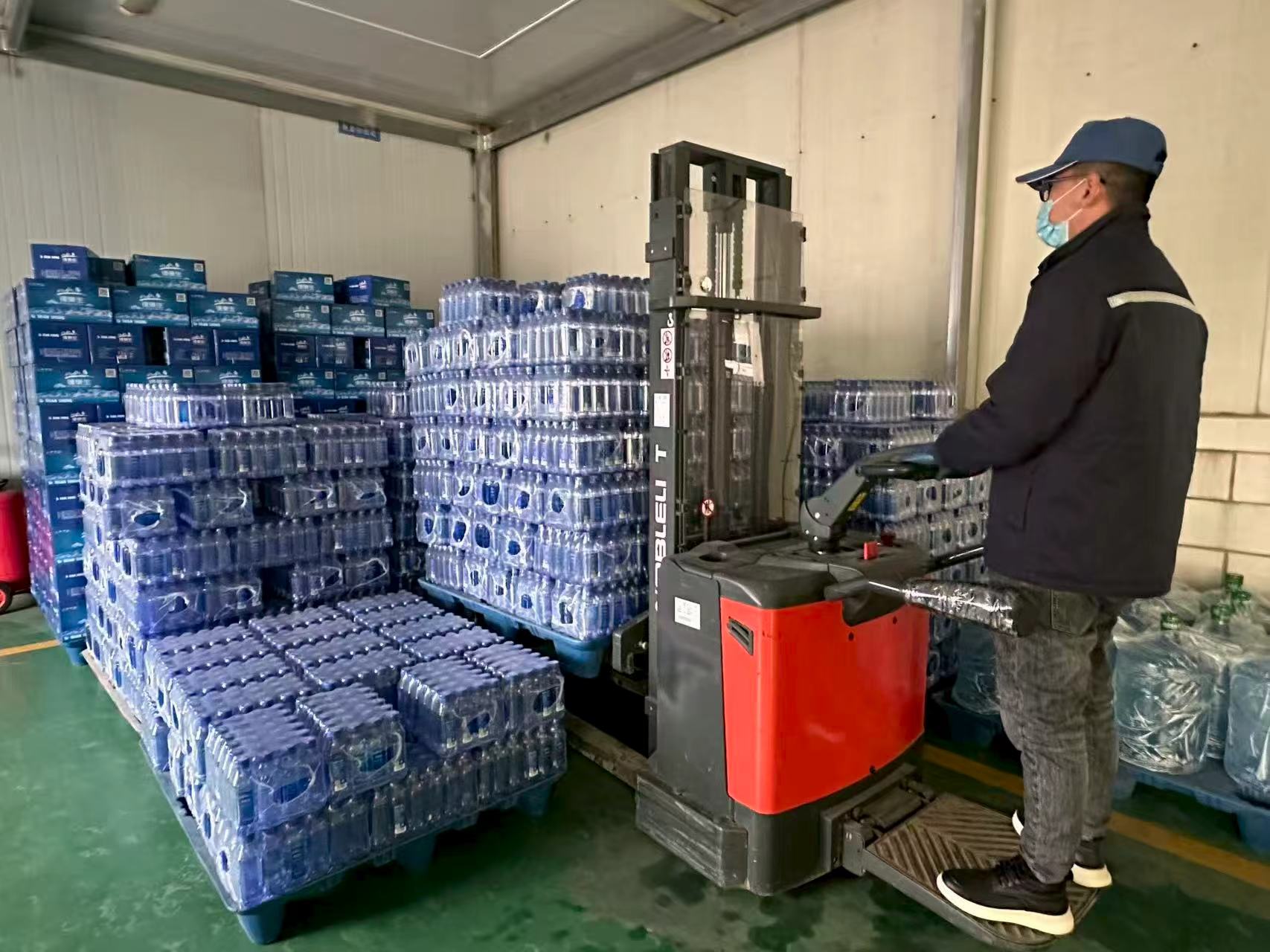 大干100天 决胜保目标⑪|润川矿泉水Ledong.com：锚定目标全力冲刺 实干担当决胜全年